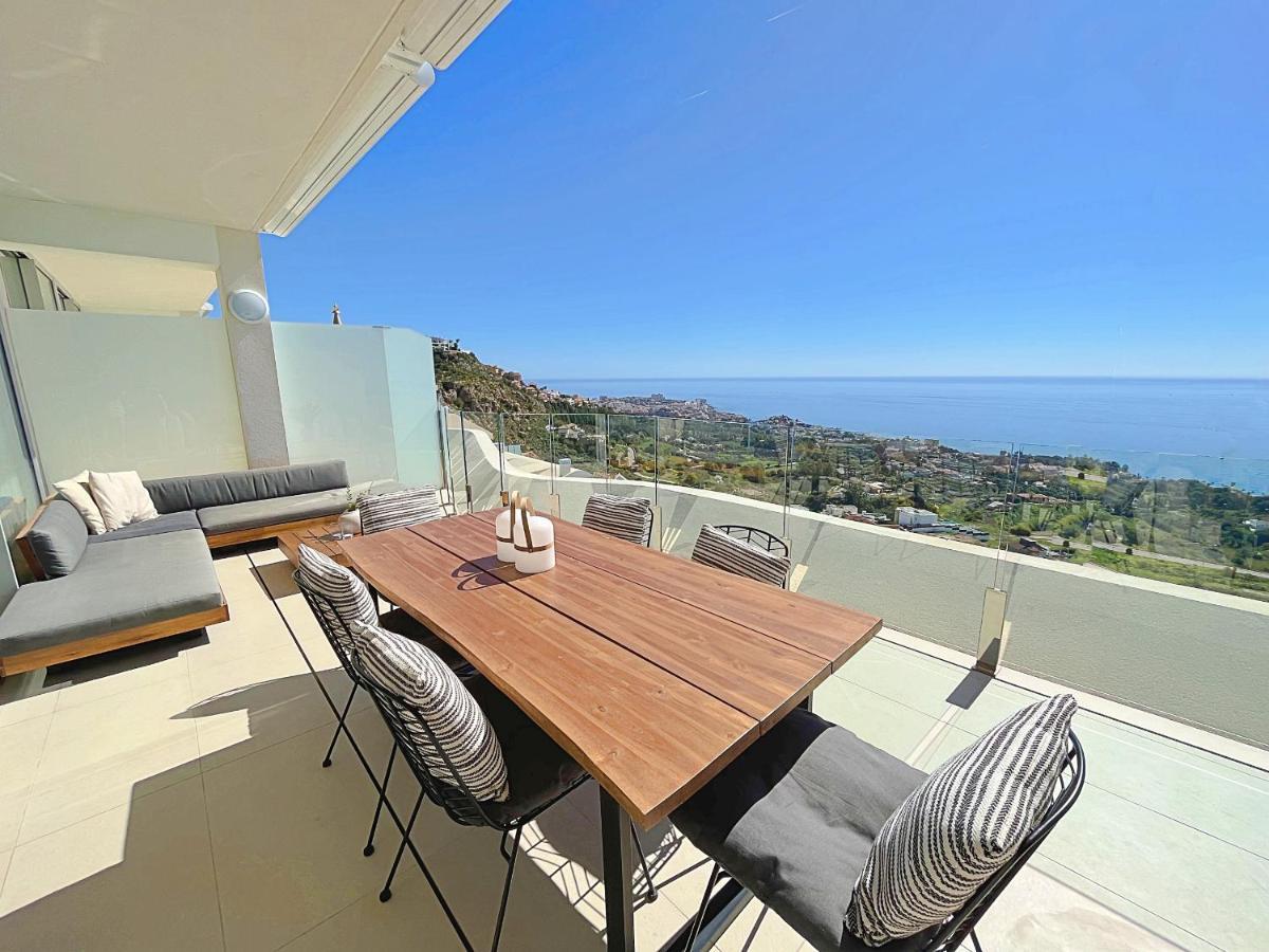 Stupa Hills V F34j - Luxury Sea View Duplex Apartment Benalmadena
